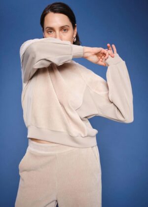 Mos Mosh. Ello sweatshirt