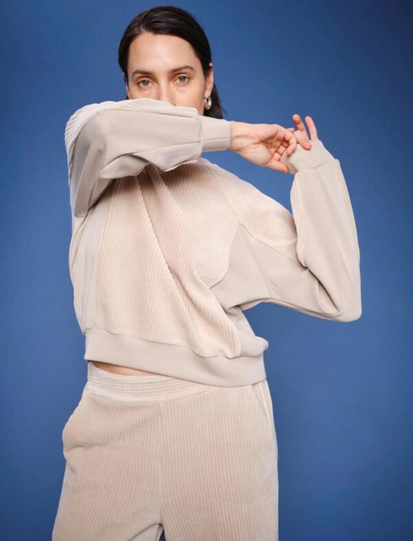 Mos Mosh. Ello sweatshirt