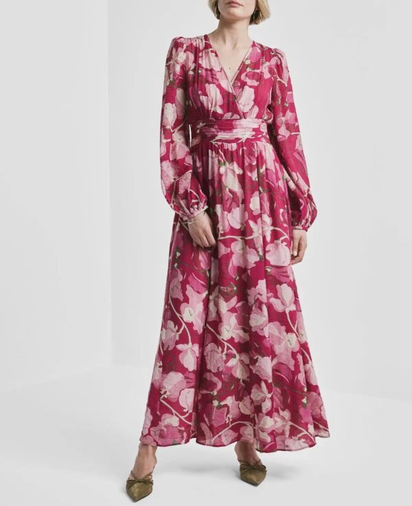 by TiMo. Viscose v-neck dress